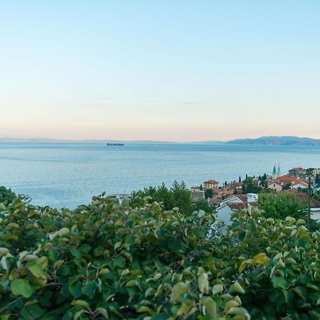 Premium Apartment With Beautiful Sea View, Short Walk To The Sea Opatija Extérieur photo